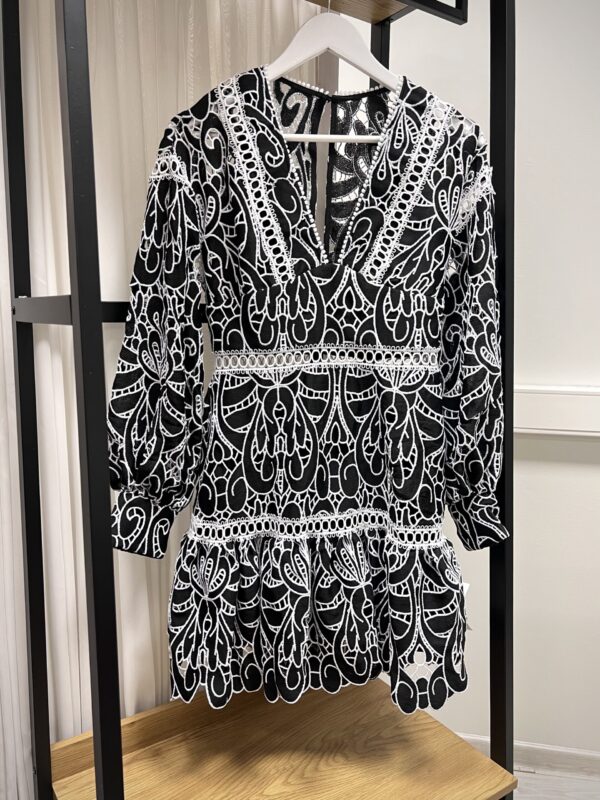 ASOS DESIGN must pitskleit valge tikandiga - EU 38